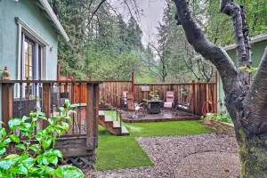 Image of California Cottage < 4 Mi to Redwood Hiking Trails