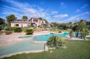 Image of Propriété Prestige Mougins Cannes Hammam sauna, DISCOTHEQUE salle de Cinéma