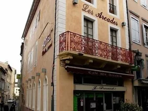 Image of Hôtel Restaurant Les Arcades
