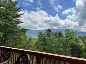 Image of Snow Hill - Secluded W/ Mountain Views 2 Bedroom Cabin by Heavenly Views Resort