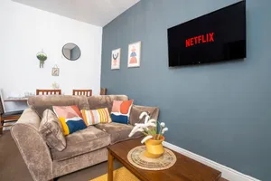 Image of 3 Bedroom Spacious Flat