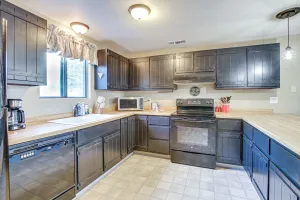 Image of Cecil Vacation Rental: Walk to Shawano Lake!