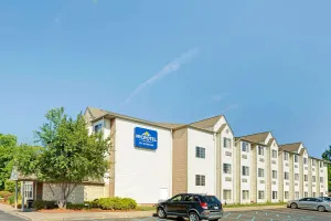 Image of Microtel Inn & Suites by Wyndham Detroit Roseville