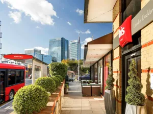 Image of ibis London Docklands Canary Wharf