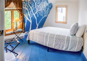 Image of 3 Bedroom 2 Bath Carriage House (Pet Friendly)