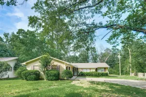 Image of Jackson Home w/ Patio, 2 Grills & Ping-pong Table!