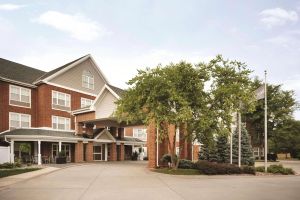 Image of Country Inn & Suites by Radisson, Des Moines West, IA