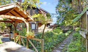 Image of Babbling Brook Inn