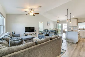 Image of Newly Built Home 8 Mi to Fishermans Village