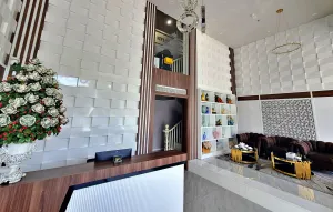 Image of HANZ The Moon Hotel 3