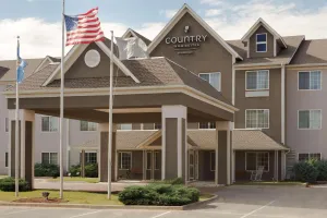 Image of Country Inn & Suites by Radisson, Norman near University