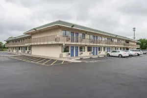 Image of Motel 6 Kansas City, MO - Airport