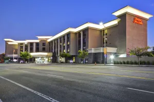 Image of Hampton Inn & Suites Los Angeles Burbank Airport