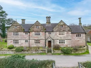 Image of Host Stay Old Hall - Middle Mayfield
