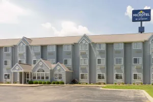 Image of Microtel Inn Bowling Green