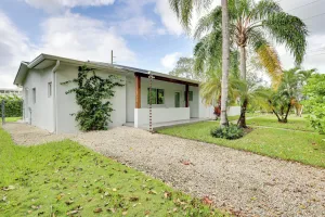 Image of Spacious + Serene Miami Home: Walk to Metrorail!