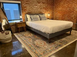 Image of Luxury 2 Bedroom Apt With Exposed Brick Downtown