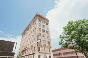 Image of The Esquire Hotel Downtown Gastonia, Ascend Hotel Collection