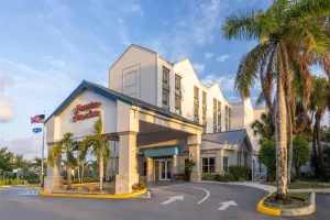 Image of Hampton Inn & Suites Ft. Lauderdale Arpt/South Cruise Port