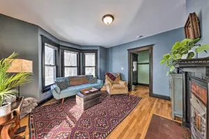 Image of Newly Renovated Home Close to Dtwn Lawrence!