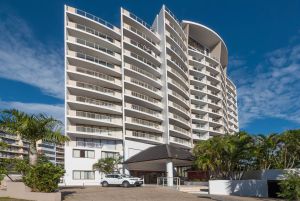 Image of Broadbeach Savannah Resort