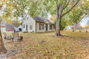 Image of 7 Mi to Downtown Minneapolis: Home w/ Fire Pit!