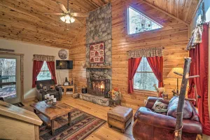 Image of Outdoor Adventure - Charming Cabin with Hot Tub