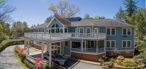 Image of Highland Lake Inn & Resort - Flat Rock