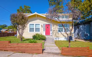 Image of Magnificent Large Home Near Downtown
