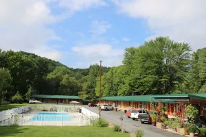 Image of Two Rivers Lodge