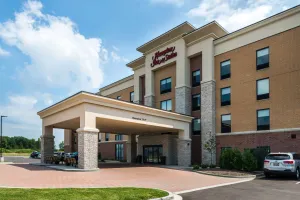 Image of Hampton Inn & Suites Wixom