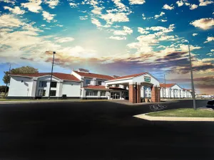 Image of Lucille's Hotel