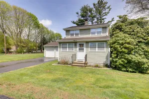 Image of Charming Old Saybrook Home: Half-mi to Sand & Sea!