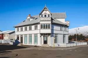 Image of Hoepfner and Tulinius Historical Houses