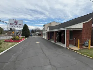Image of Royal Inn Motel