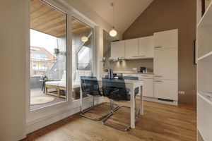 Image of City-Apartment, Balkon & Parkplatz- by homekeepers