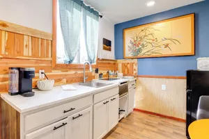 Image of Private Hot Tub: Grove Cabin Near Grand Lake