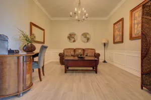 Image of Lakeview Executive Penthouse