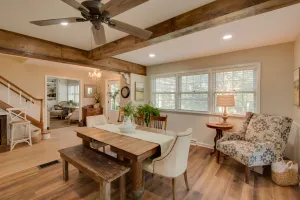 Image of Charming Villisca Getaway with Screened Porch!