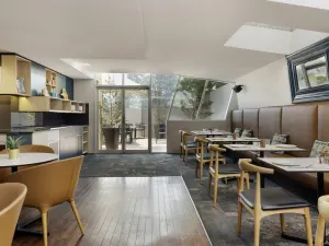 Image of Mantra on Northbourne