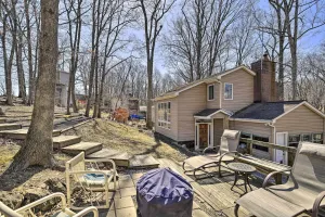 Image of Pet-Friendly Cabin with Dock on Claytor Lake!