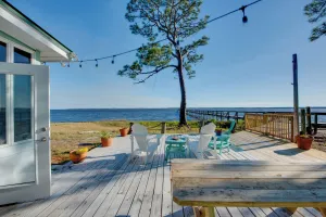 Image of Relax & Refresh: Waterfront Cottage in Panacea