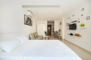 Image of Sai Gon Airport Hotel Apartment Sky Center Luxstay