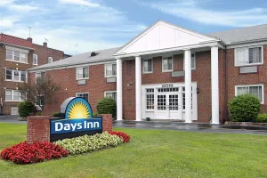 Image of Days Inn by Wyndham Cleveland Lakewood