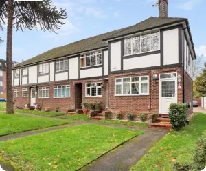 Image of Lovely 2 Bedrooms Flat in South Sutton