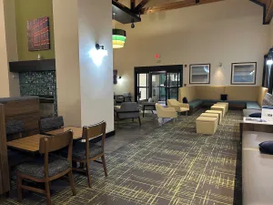 Image of Comfort Inn & Suites Toledo North