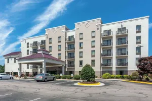 Image of Comfort Suites Southpark