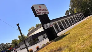 Image of Sunrise Inn By OYO Newport News US-60