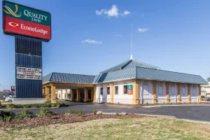 Image of Quality Inn & Suites Conference Center Thomasville