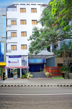 Image of Hotel Windsor Castle Inn Brigade Rd